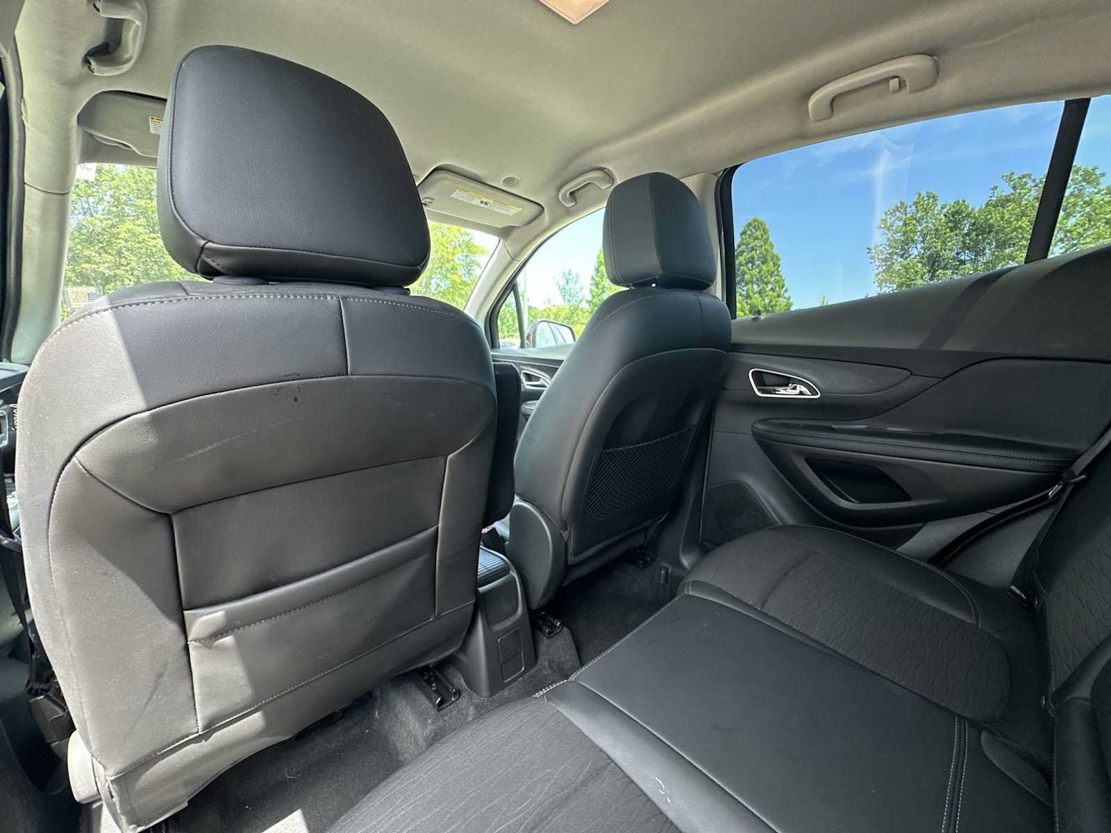 Used 2016 Buick Encore FWD image 25