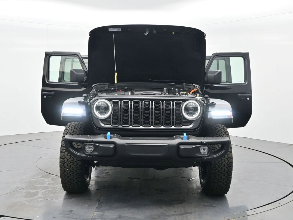Used 2025 Jeep Wrangler Unlimited Rubicon 4xe w/ Steel Bumper Group AWD/4WD image 38