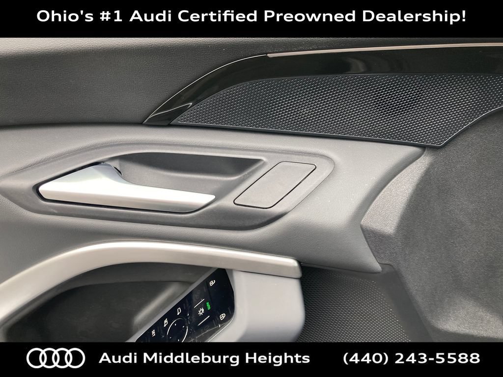 Certified 2025 Audi Q5 Premium w/ Convenience Package AWD/4WD image 14
