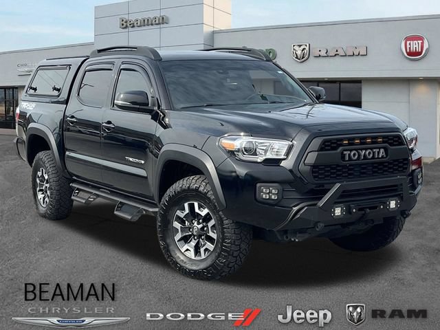 Used 2022 Toyota Tacoma TRD Off-Road AWD/4WD image 1