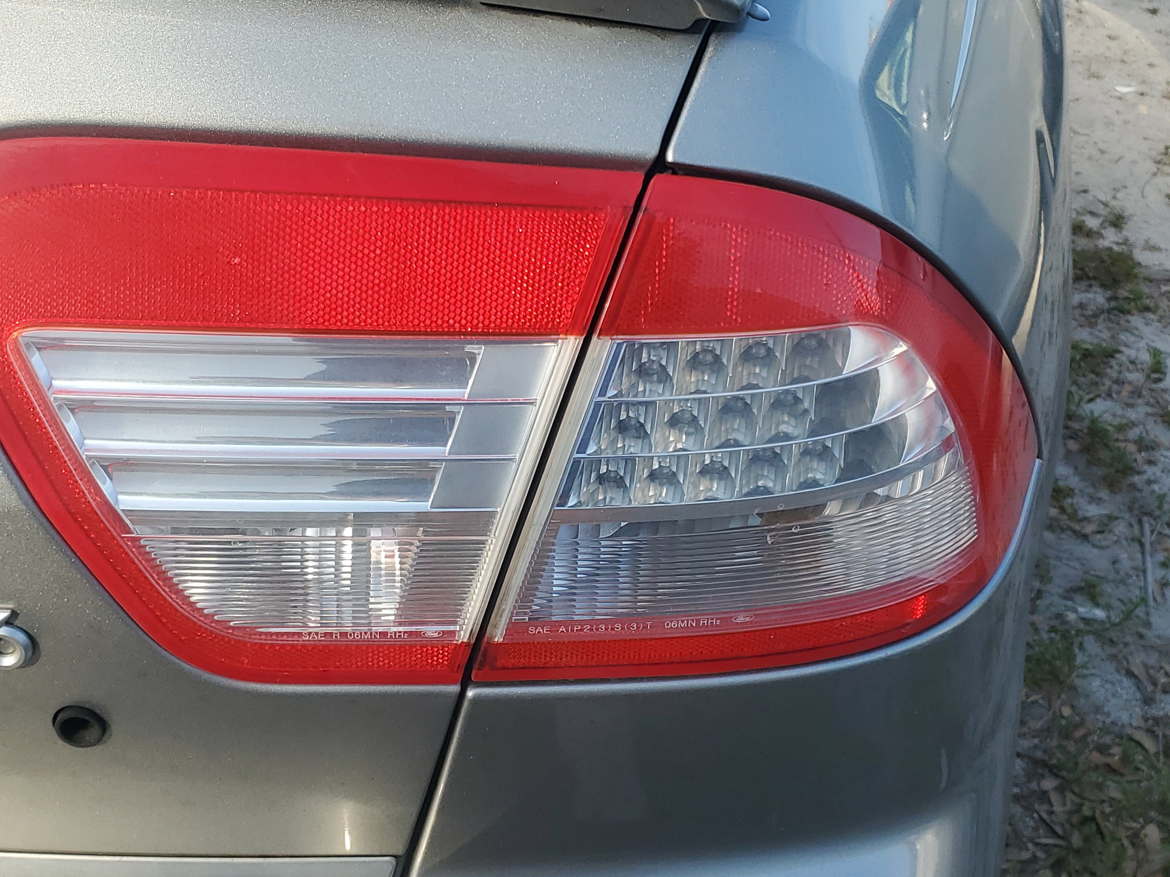 Used 2008 Mercury Milan Premier image 8