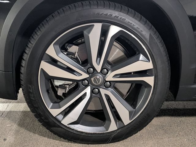 New 2026 Volvo V60 B5 Cross Country Plus w/ Climate Package AWD/4WD image 10