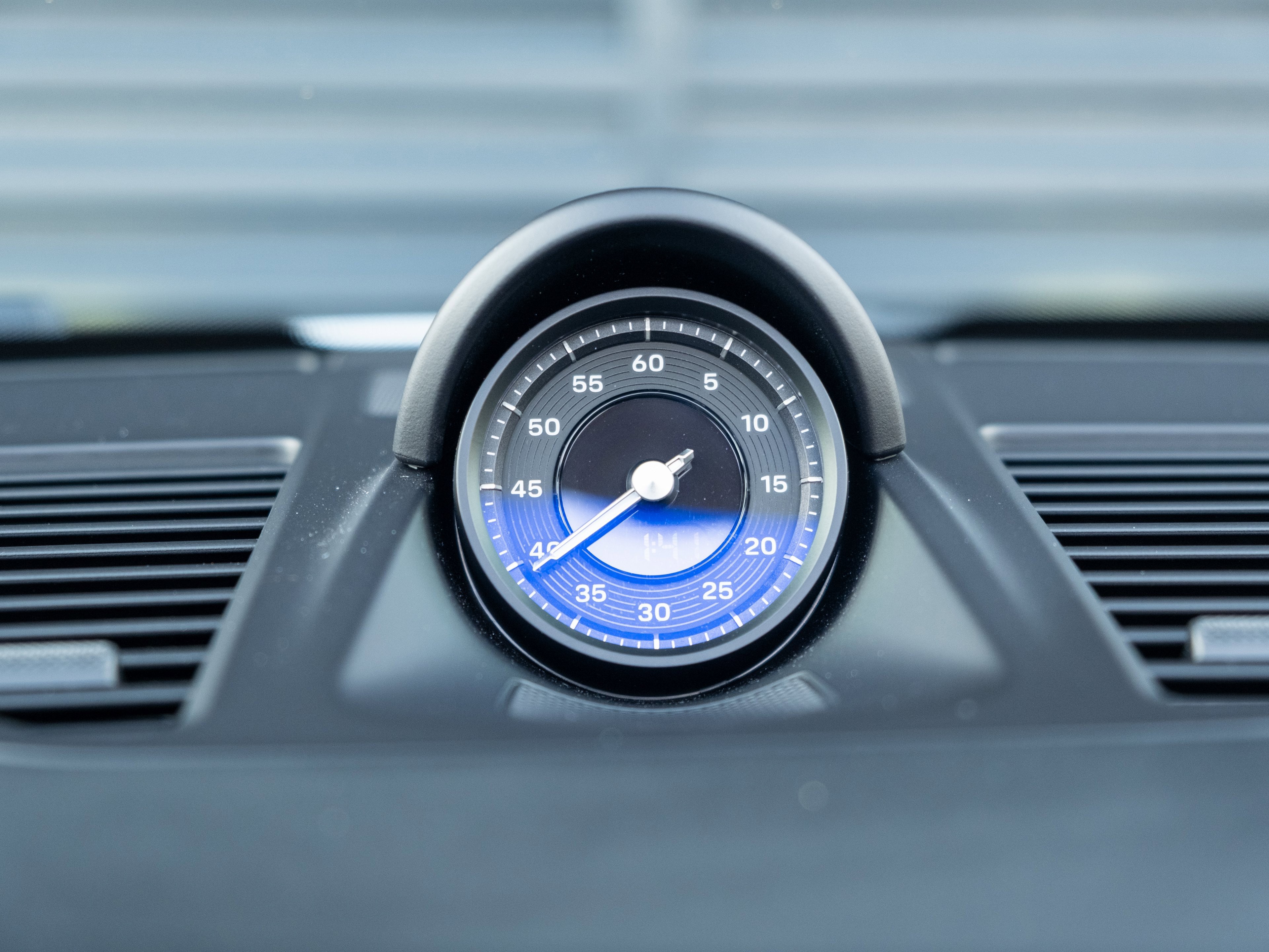 Certified 2025 Porsche 911 Carrera image 21