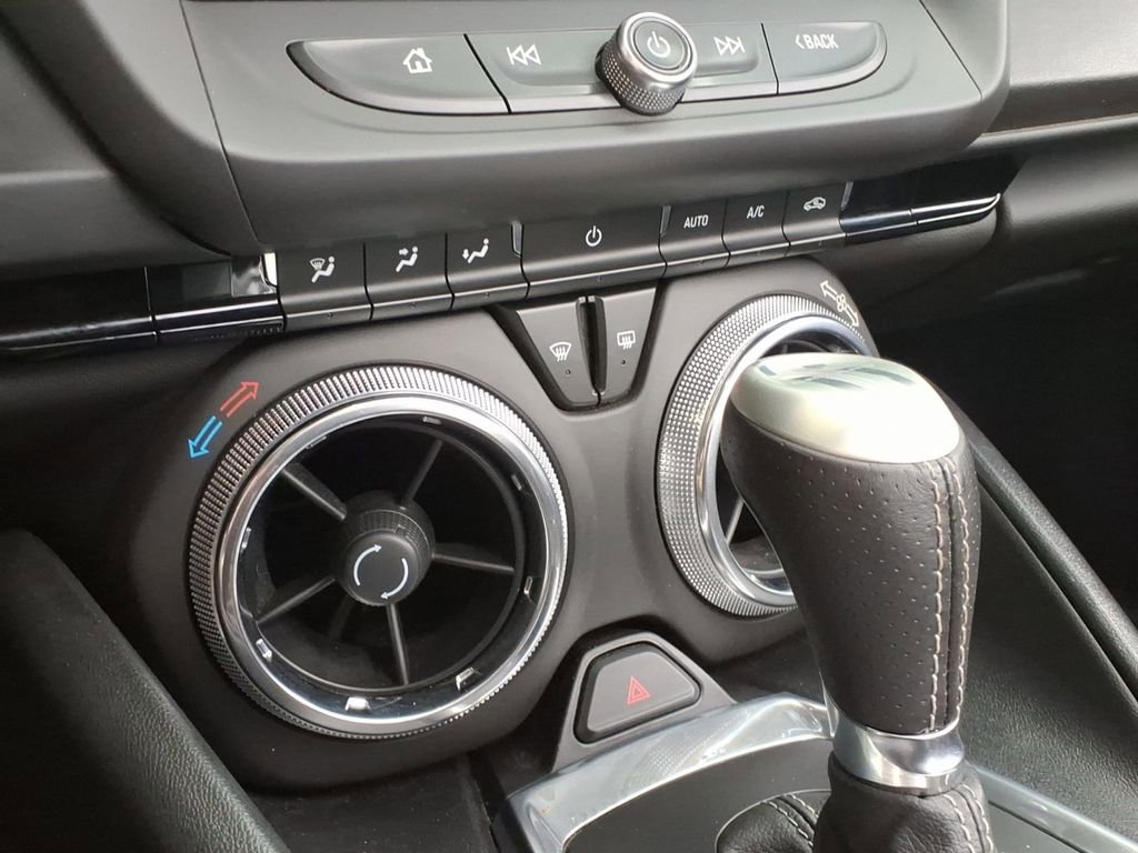Used 2017 Chevrolet Camaro SS image 12