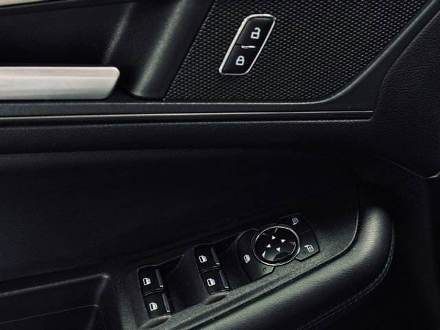 Used 2023 Ford Edge SE image 13