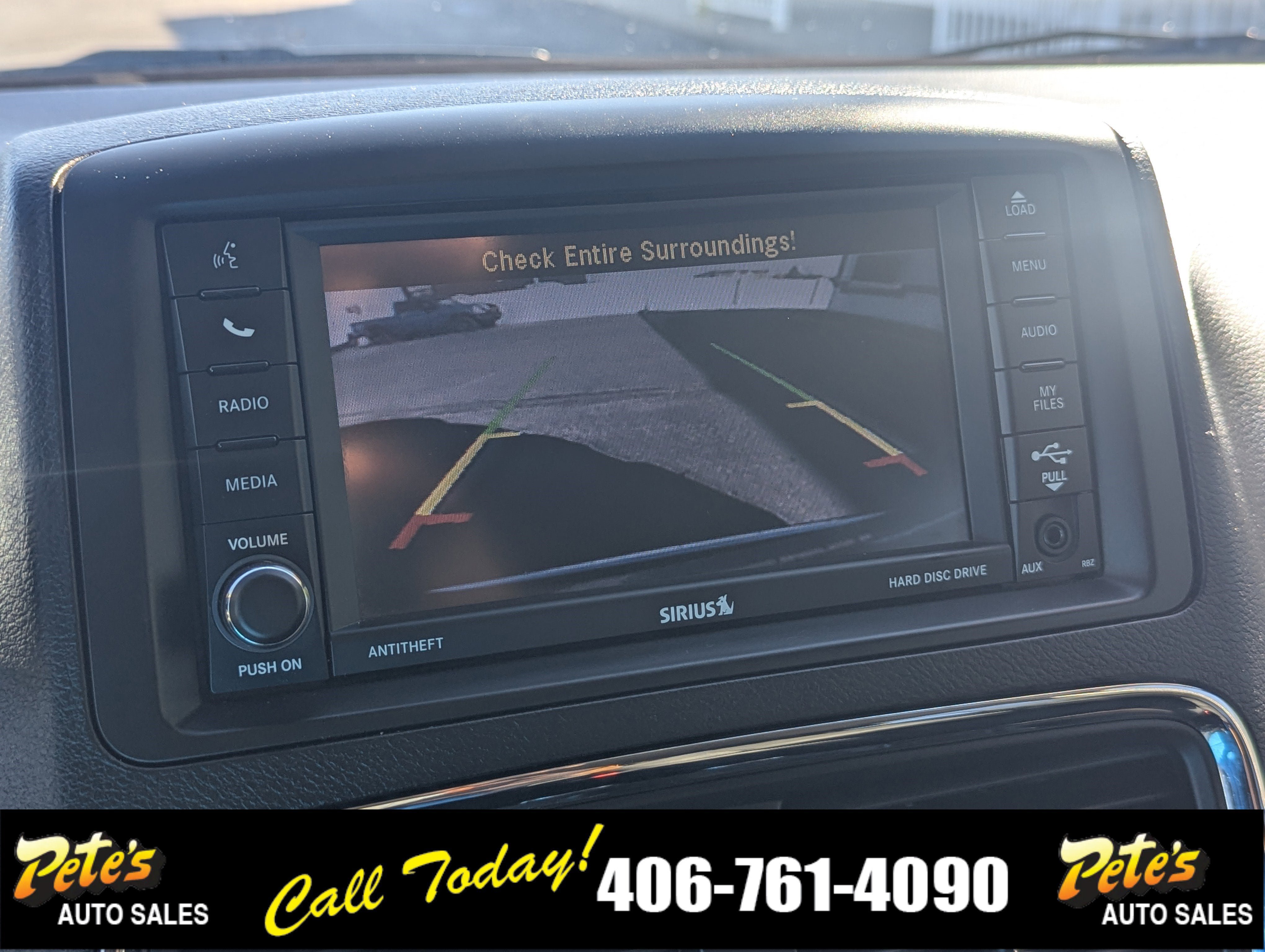 Used 2018 Dodge Grand Caravan SE w/ UConnect Hands-Free Group FWD image 21