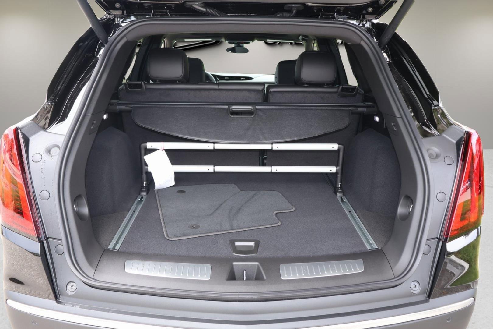 New 2025 Cadillac XT5 Premium Luxury image 16