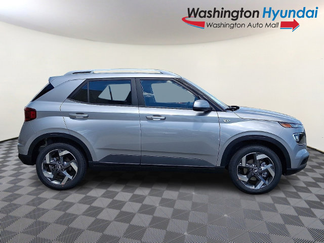 New 2026 Hyundai Venue SEL FWD image 7