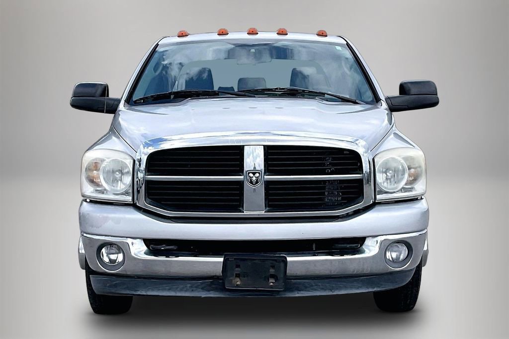 Used 2007 Dodge Ram 3500 Truck SLT image 3
