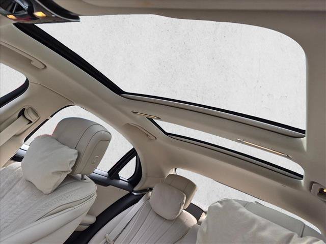 Used 2023 Mercedes-Benz S 500 4MATIC image 14