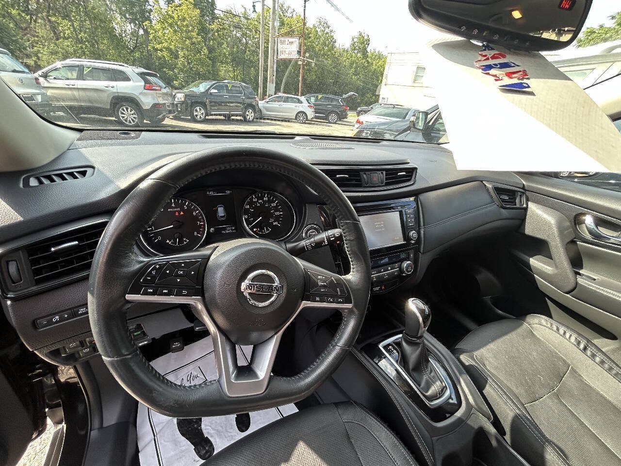 Used 2017 Nissan Rogue SL w/ SL Premium Package AWD/4WD image 5