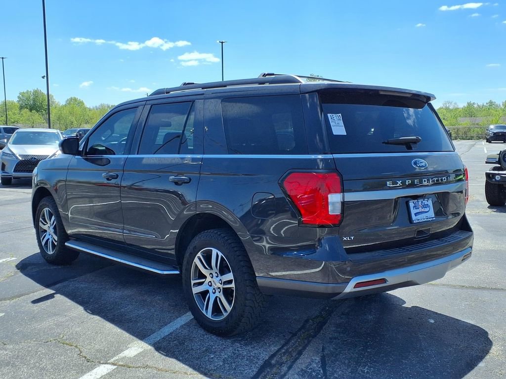 Used 2022 Ford Expedition XLT AWD/4WD image 5