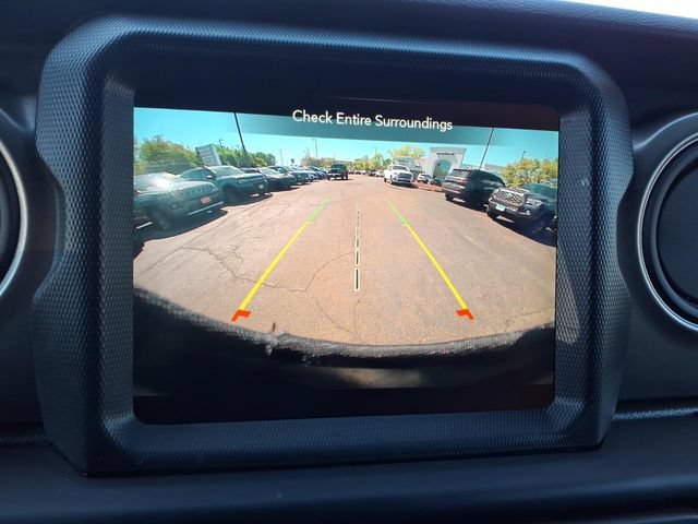 Used 2023 Jeep Wrangler Unlimited w/ Sun & Screen Package AWD/4WD image 27