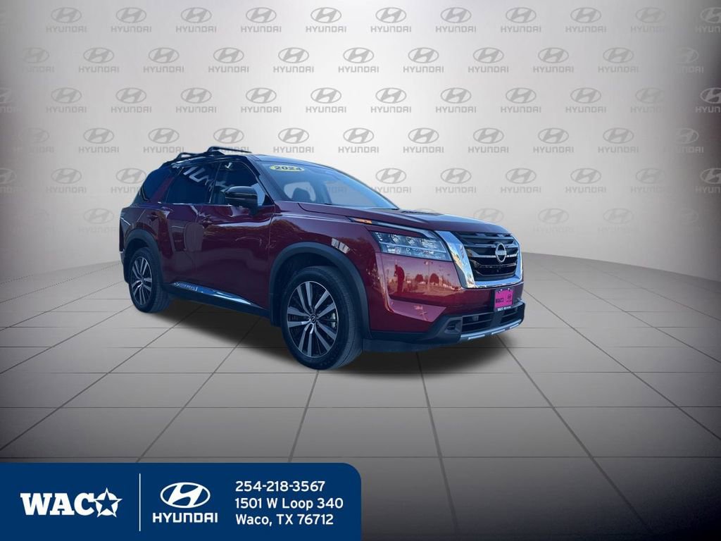 Used 2024 Nissan Pathfinder Platinum video 2
