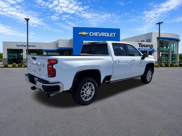 Used 2025 Chevrolet Silverado 3500 LTZ w/ LTZ Plus Package AWD/4WD image 7