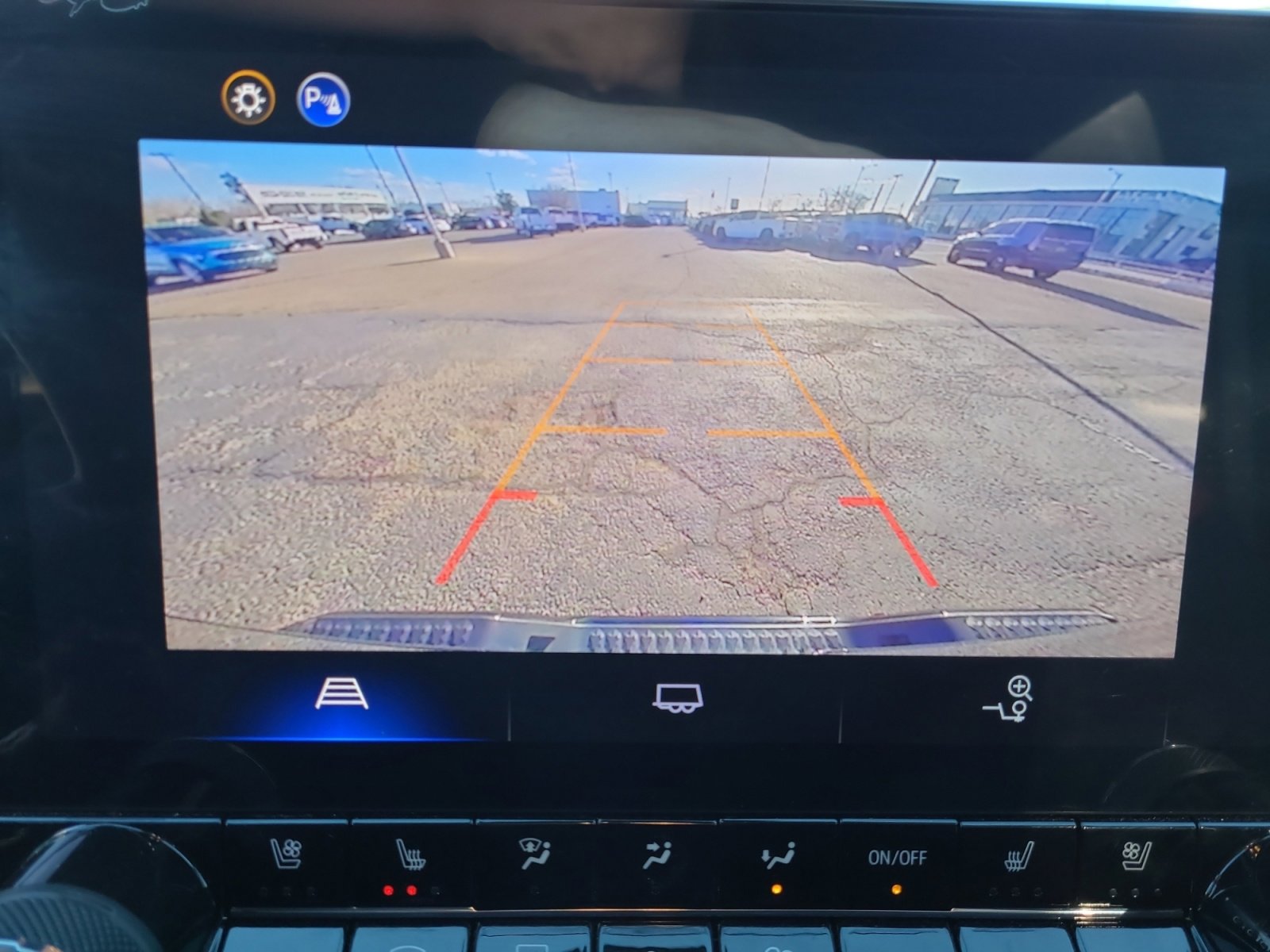 Used 2025 Chevrolet Colorado Z71 w/ Z71 Convenience Package 2 image 19