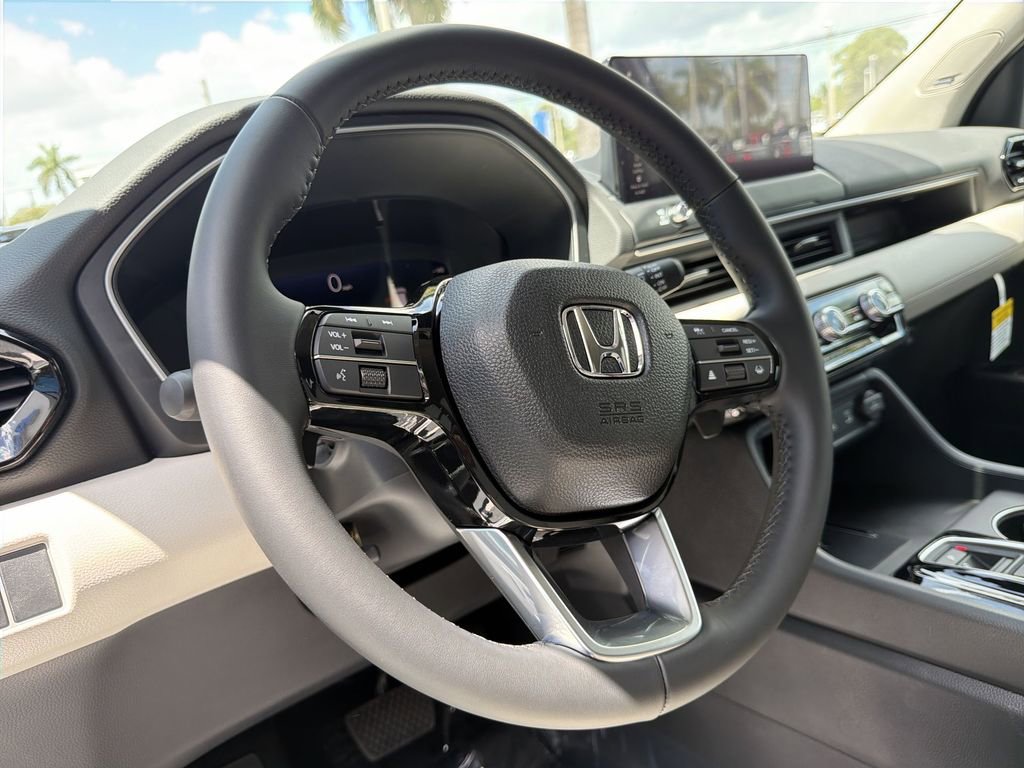 New 2026 Honda Pilot Touring image 24