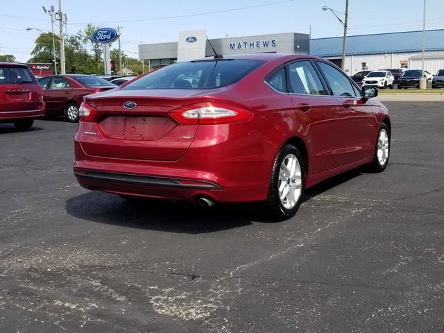 Used 2014 Ford Fusion SE image 5