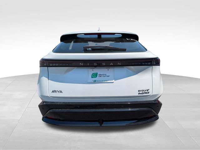 Used 2024 Nissan Ariya AWD image 6