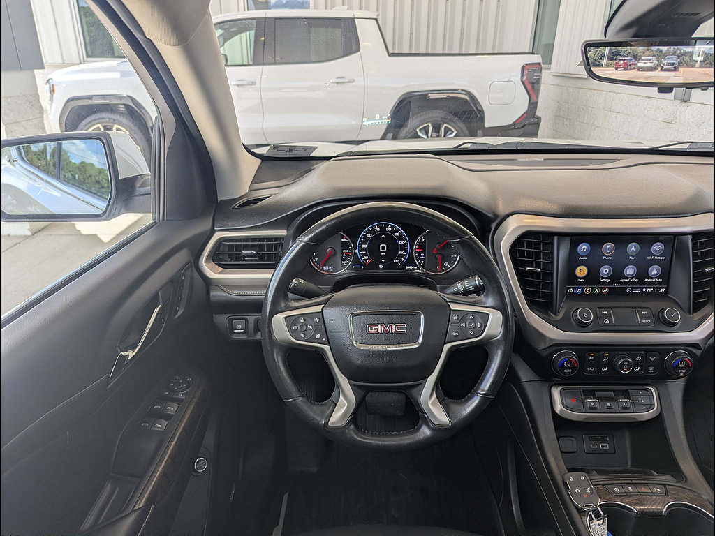 Used 2020 GMC Acadia Denali w/ Technology Package AWD/4WD image 3