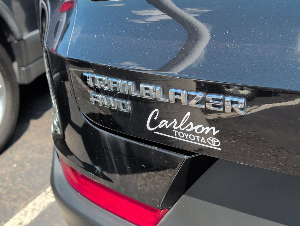 Used 2025 Chevrolet TrailBlazer LT AWD/4WD image 6