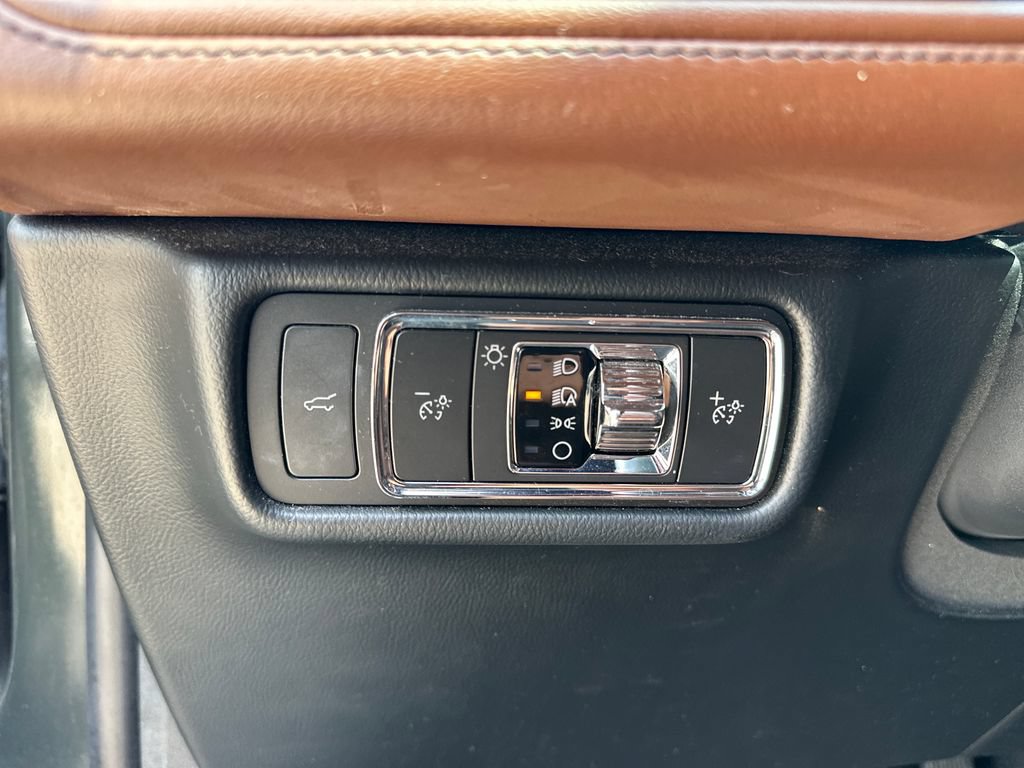 Used 2022 Lincoln Aviator Reserve w/ Elements Package Plus RWD image 13