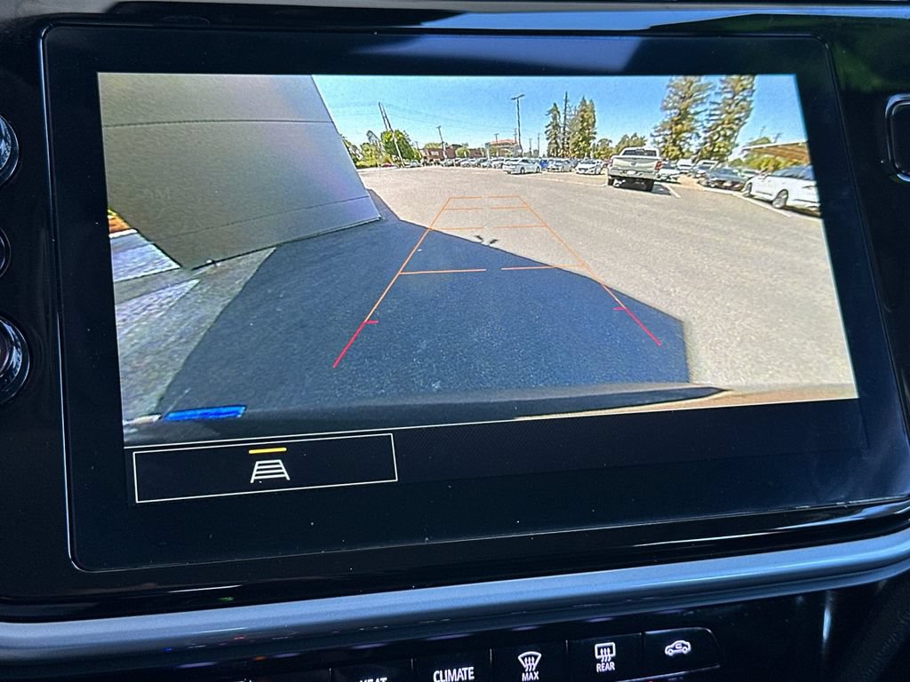 Used 2023 Chevrolet Bolt EUV LT w/ Convenience Package FWD image 18
