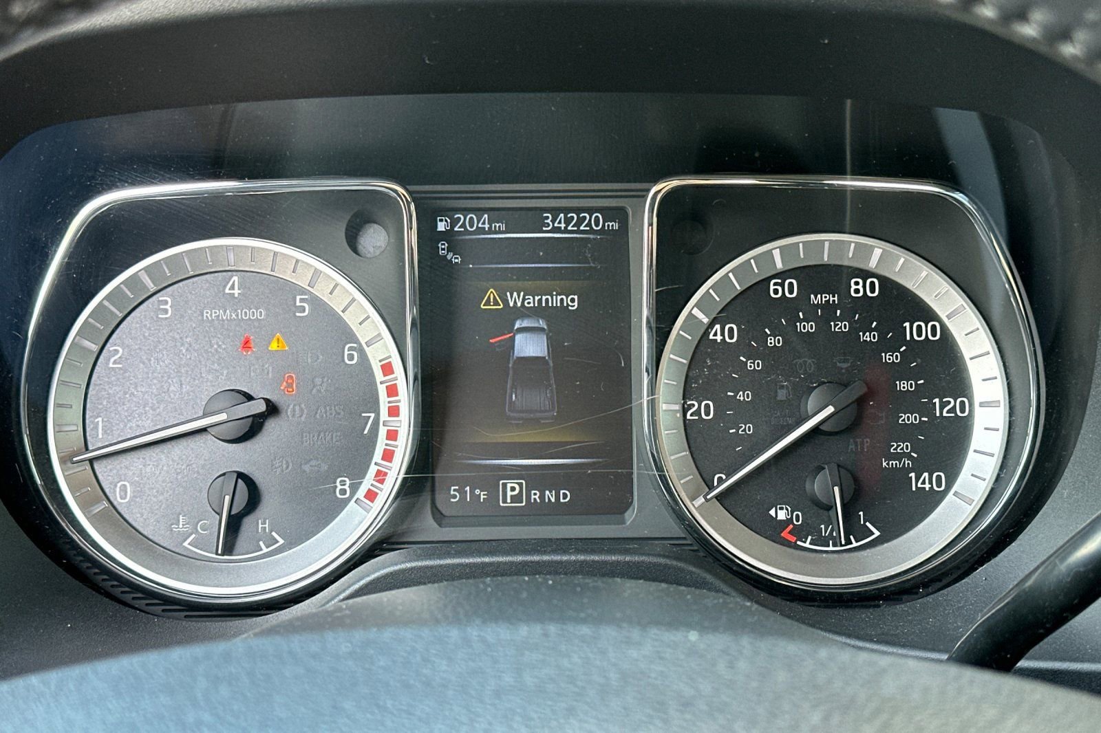 Used 2017 Nissan Titan SV image 25