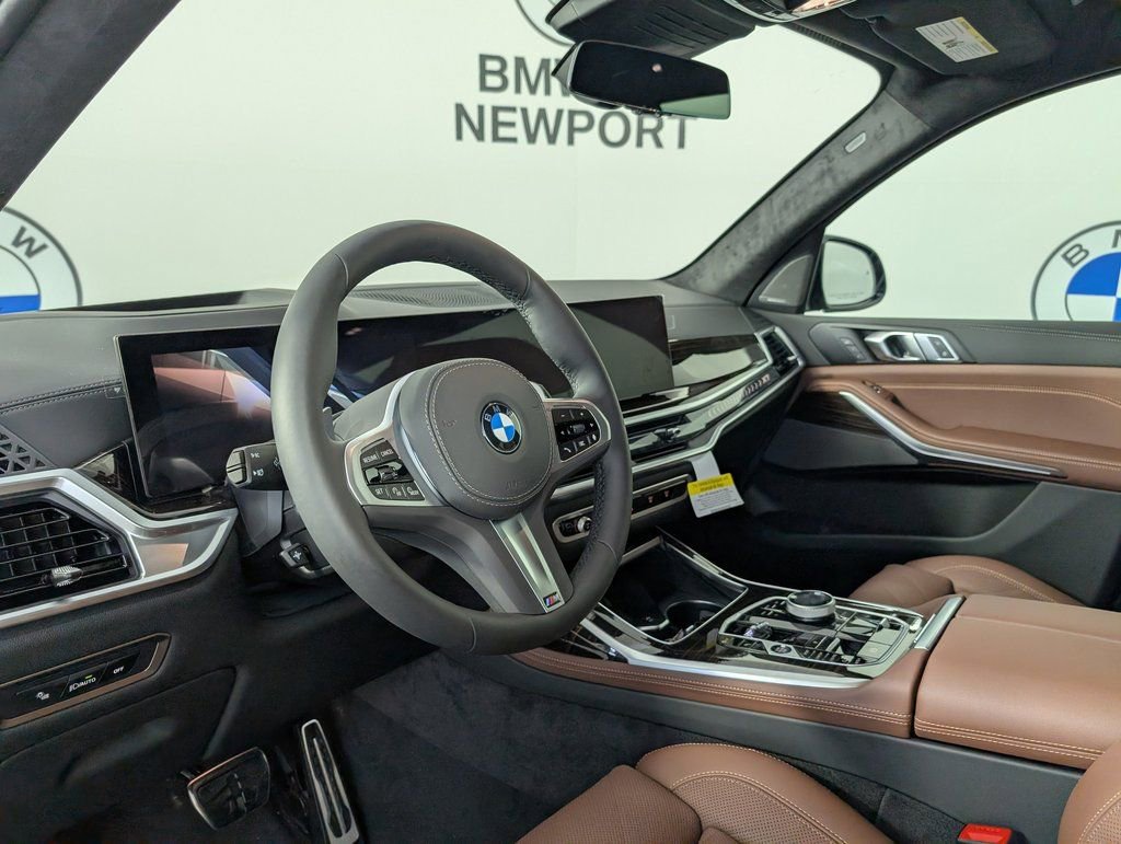 Used 2026 BMW X7 xDrive40i w/ M Sport Package image 11
