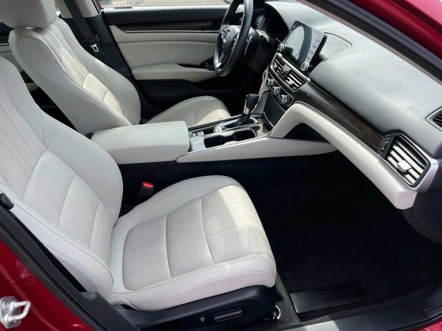 Used 2018 Honda Accord Touring image 23