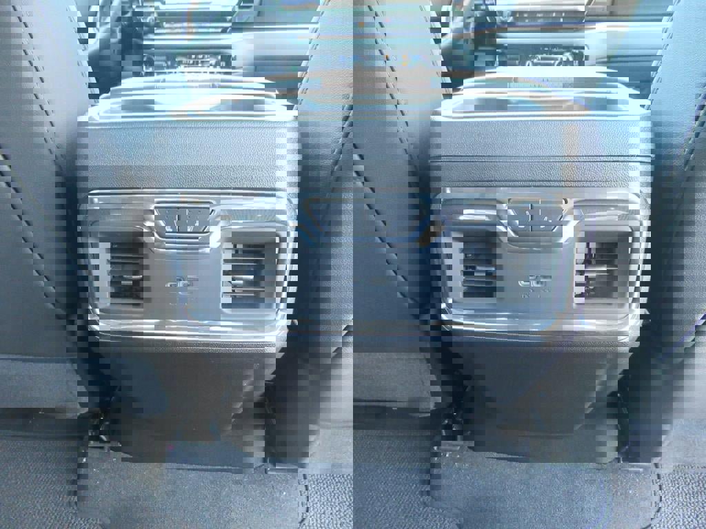 New 2025 Chevrolet Silverado 2500 High Country w/ Technology Package image 34