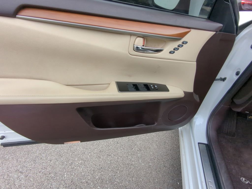 Used 2018 Lexus ES 300h FWD image 7
