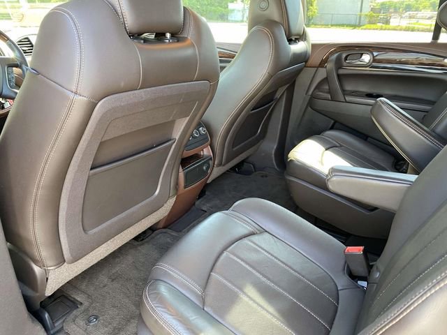 Used 2013 Buick Enclave Leather FWD image 7