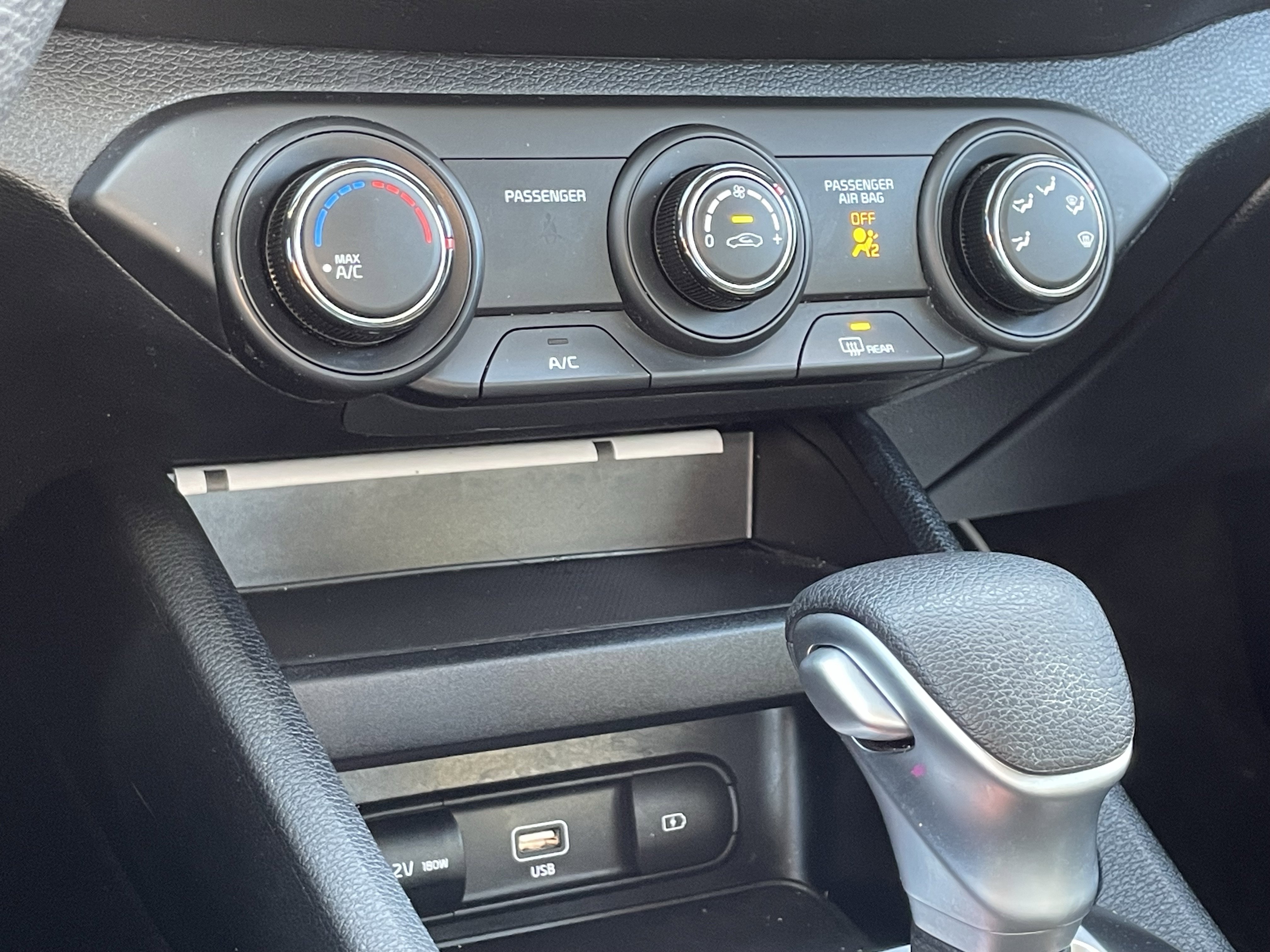 Certified 2024 Kia Forte LXS w/ LXS Technology Package image 24