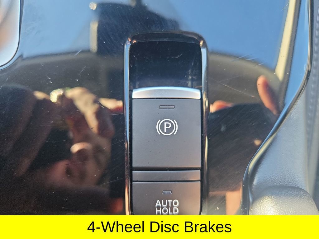 Used 2025 Mitsubishi Outlander AWD image 30