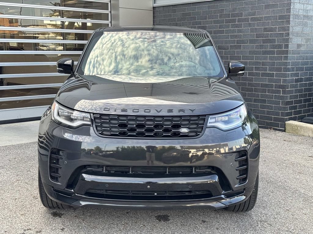 Certified 2024 Land Rover Discovery Dynamic SE AWD/4WD image 2