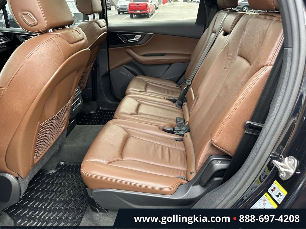 Used 2017 Audi Q7 3.0T Premium Plus image 11
