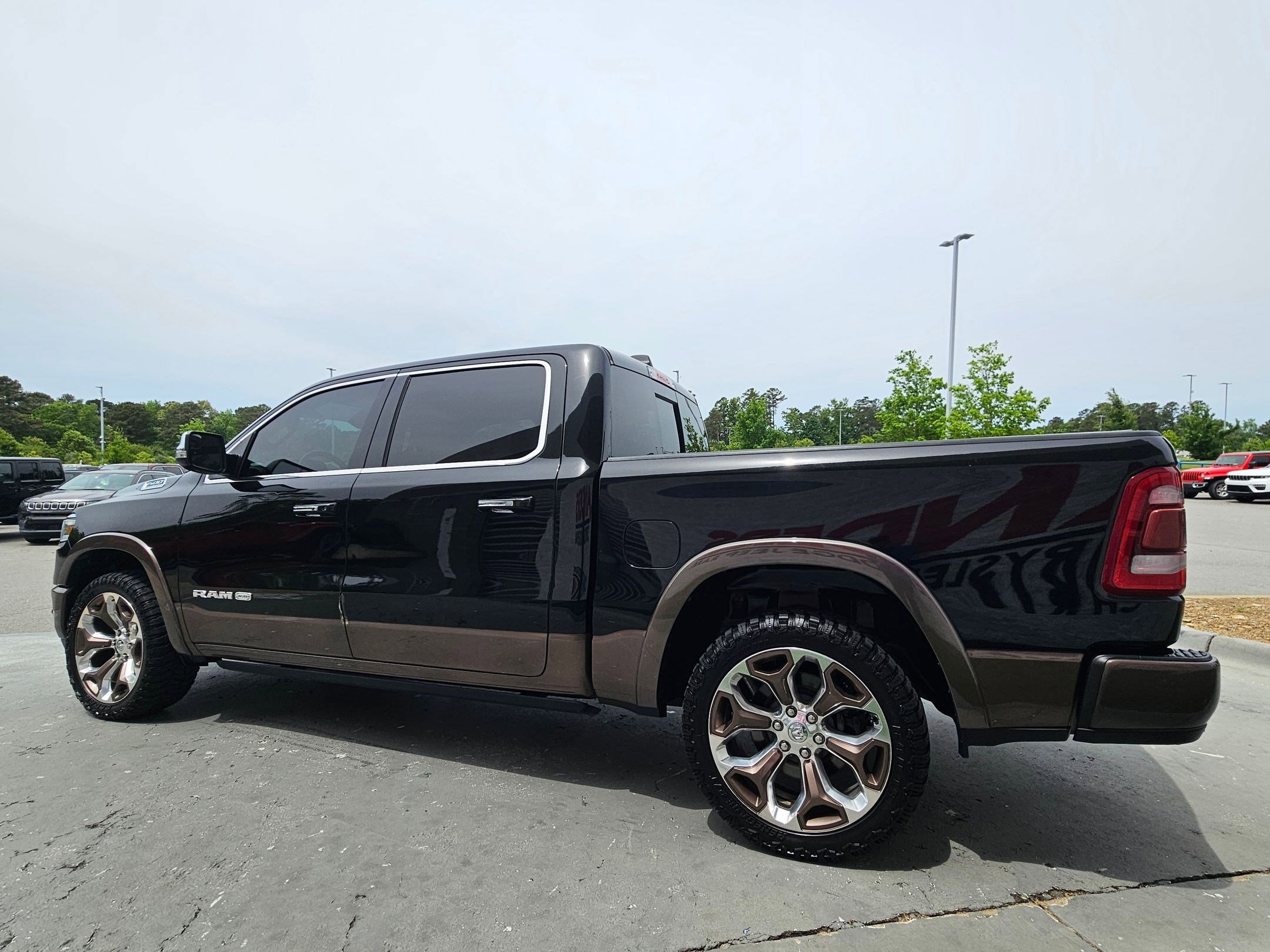 Used 2021 RAM 1500 Limited AWD/4WD image 5