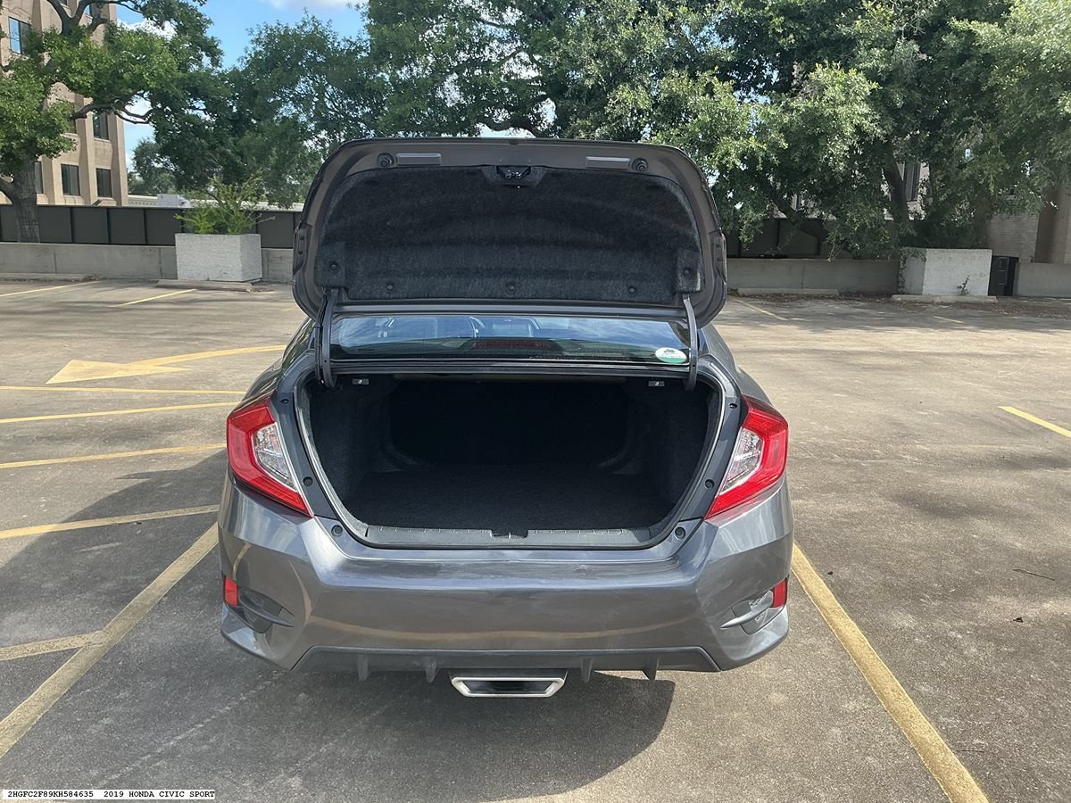 Used 2019 Honda Civic Sport image 10