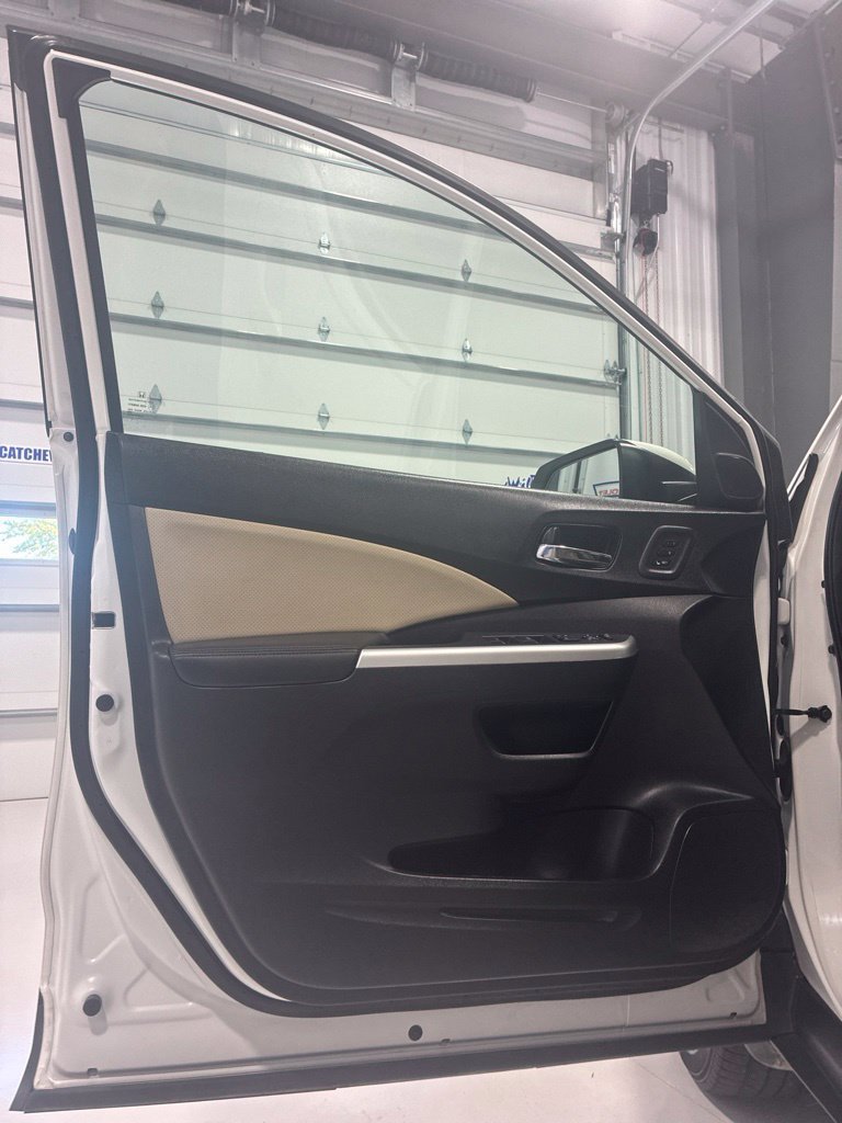 Used 2016 Honda CR-V Touring image 15