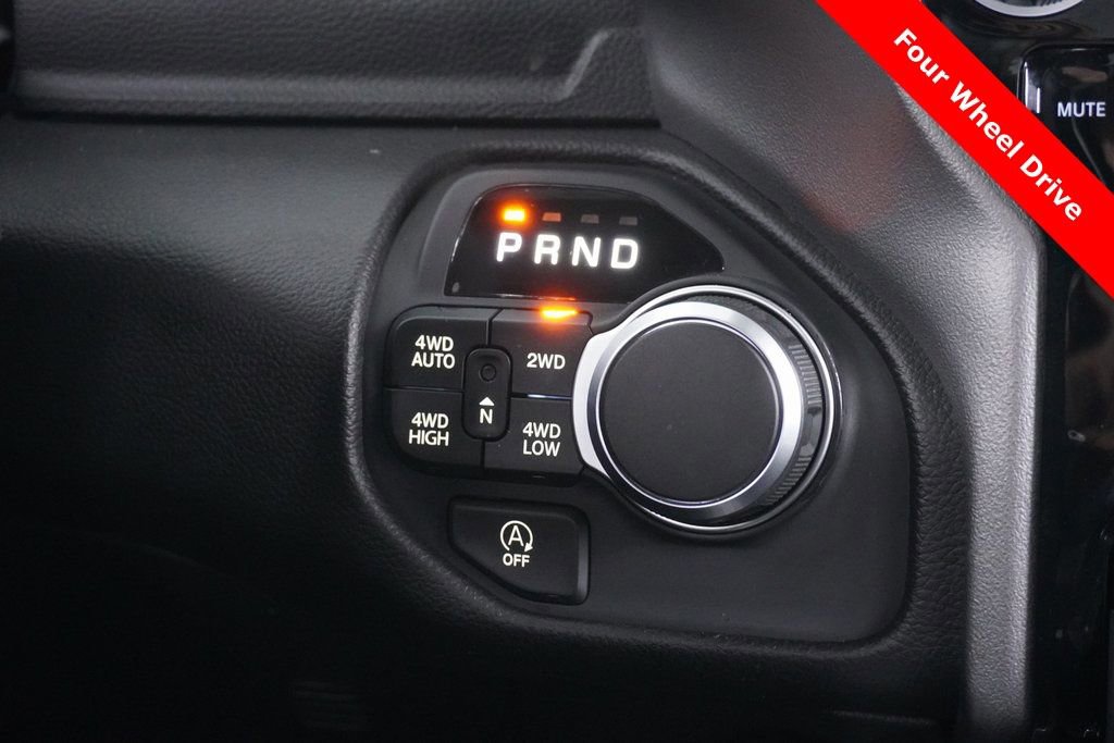 Used 2025 RAM 1500 Big Horn AWD/4WD image 30