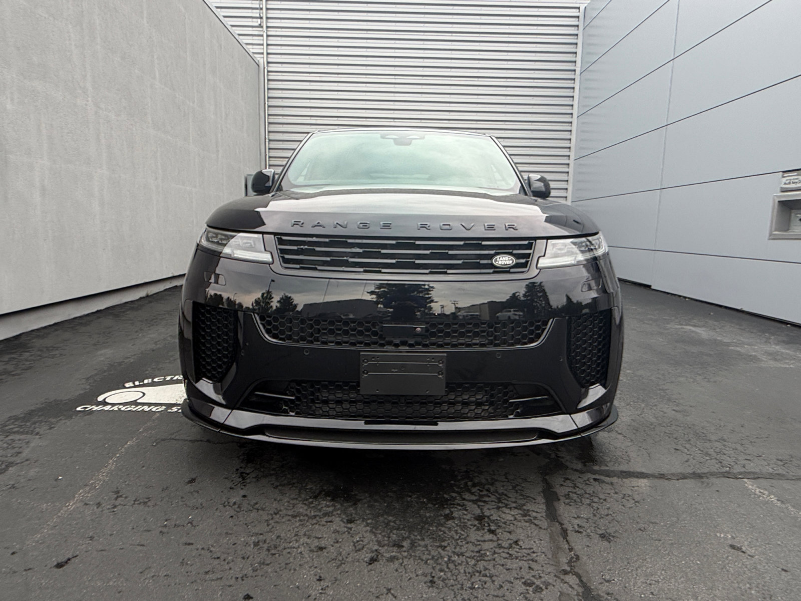 Used 2025 Land Rover Range Rover Sport SV Edition Two AWD/4WD image 6