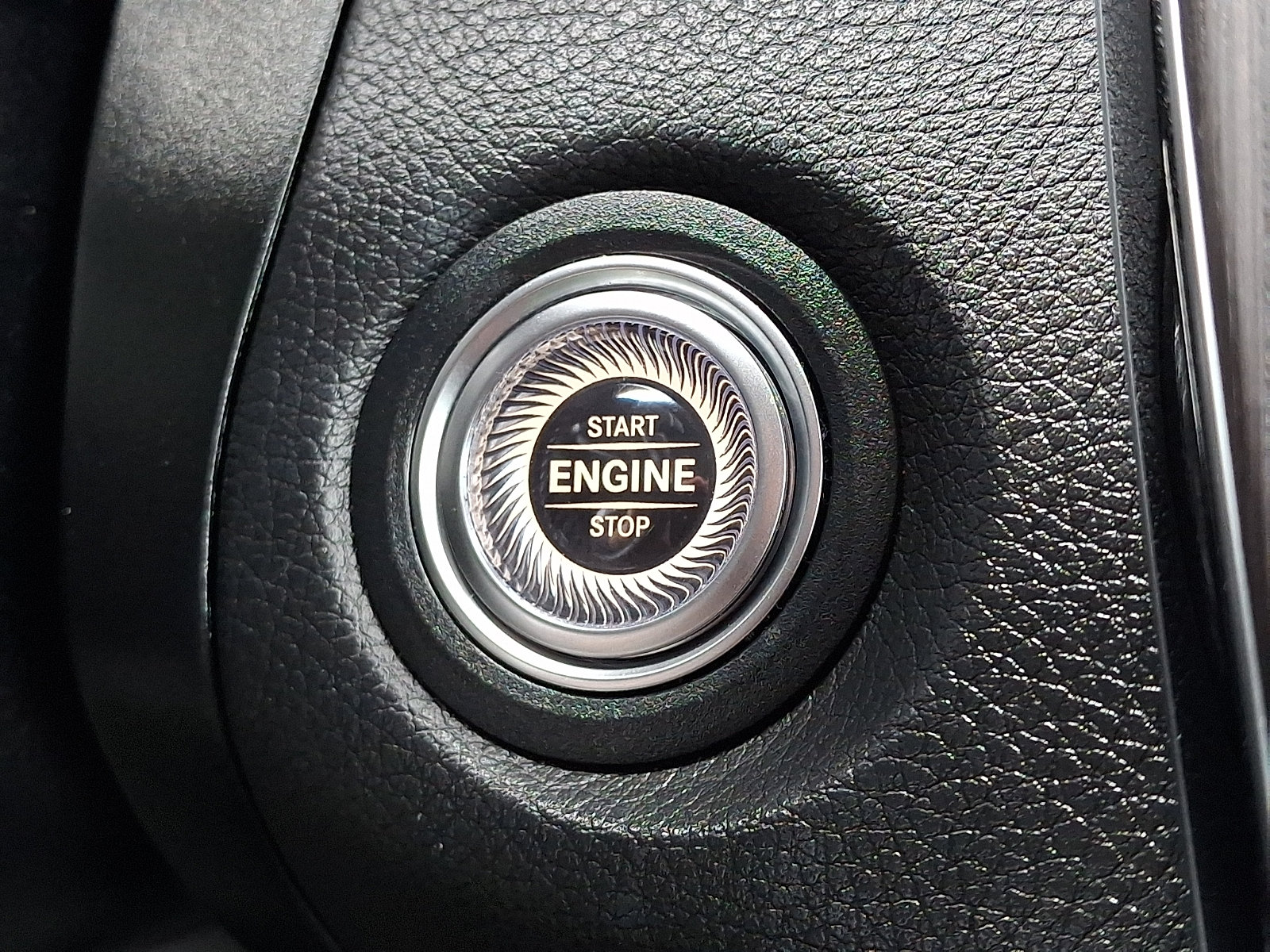 Used 2022 Mercedes-Benz GLC 300 4MATIC image 27