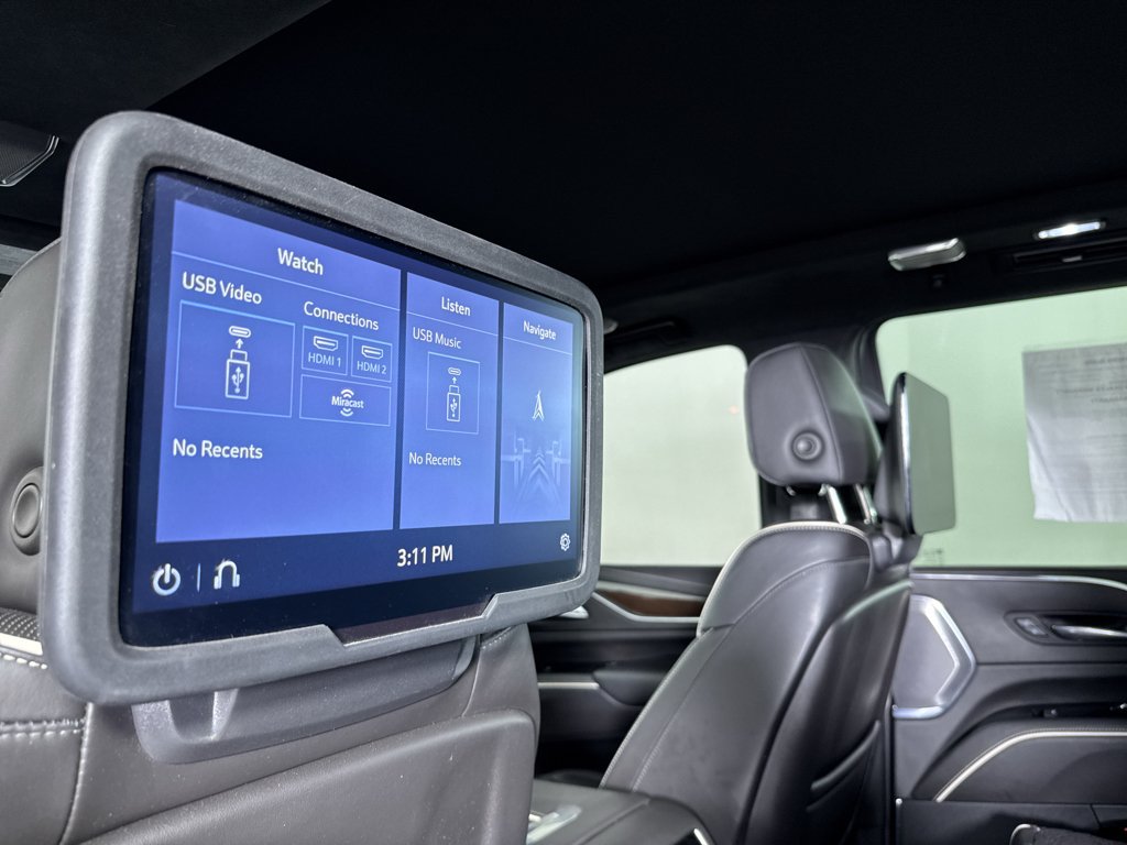 Used 2021 Cadillac Escalade Sport Platinum AWD/4WD image 17