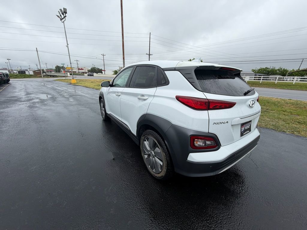 Used 2021 Hyundai Kona Ultimate FWD image 5