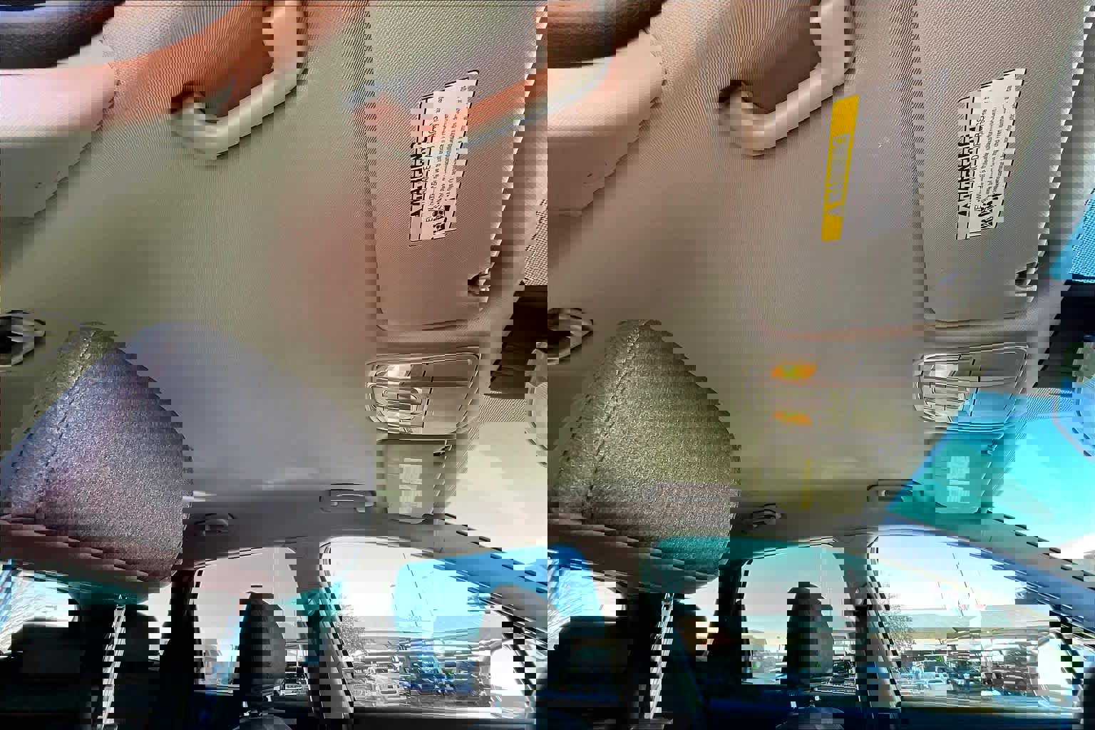 Used 2020 Hyundai Santa Fe SE image 7