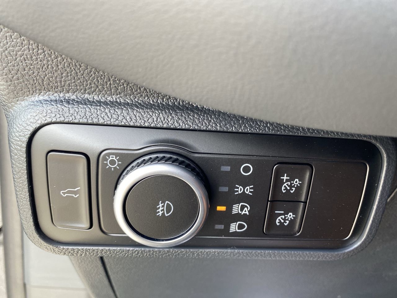 New 2026 Ford Explorer Active image 29