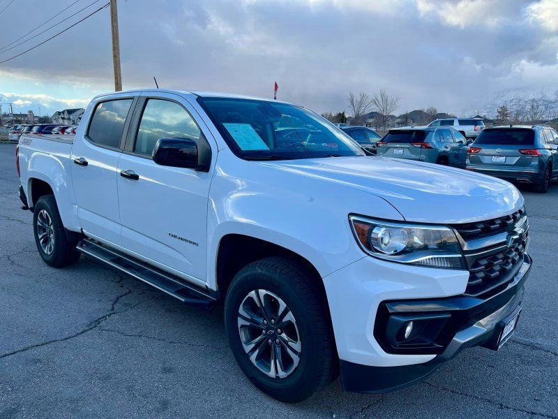 Used 2021 Chevrolet Colorado Z71 w/ Safety Package image 4