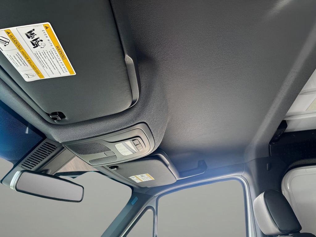 Used 2022 Mercedes-Benz Sprinter 144 Cargo image 15