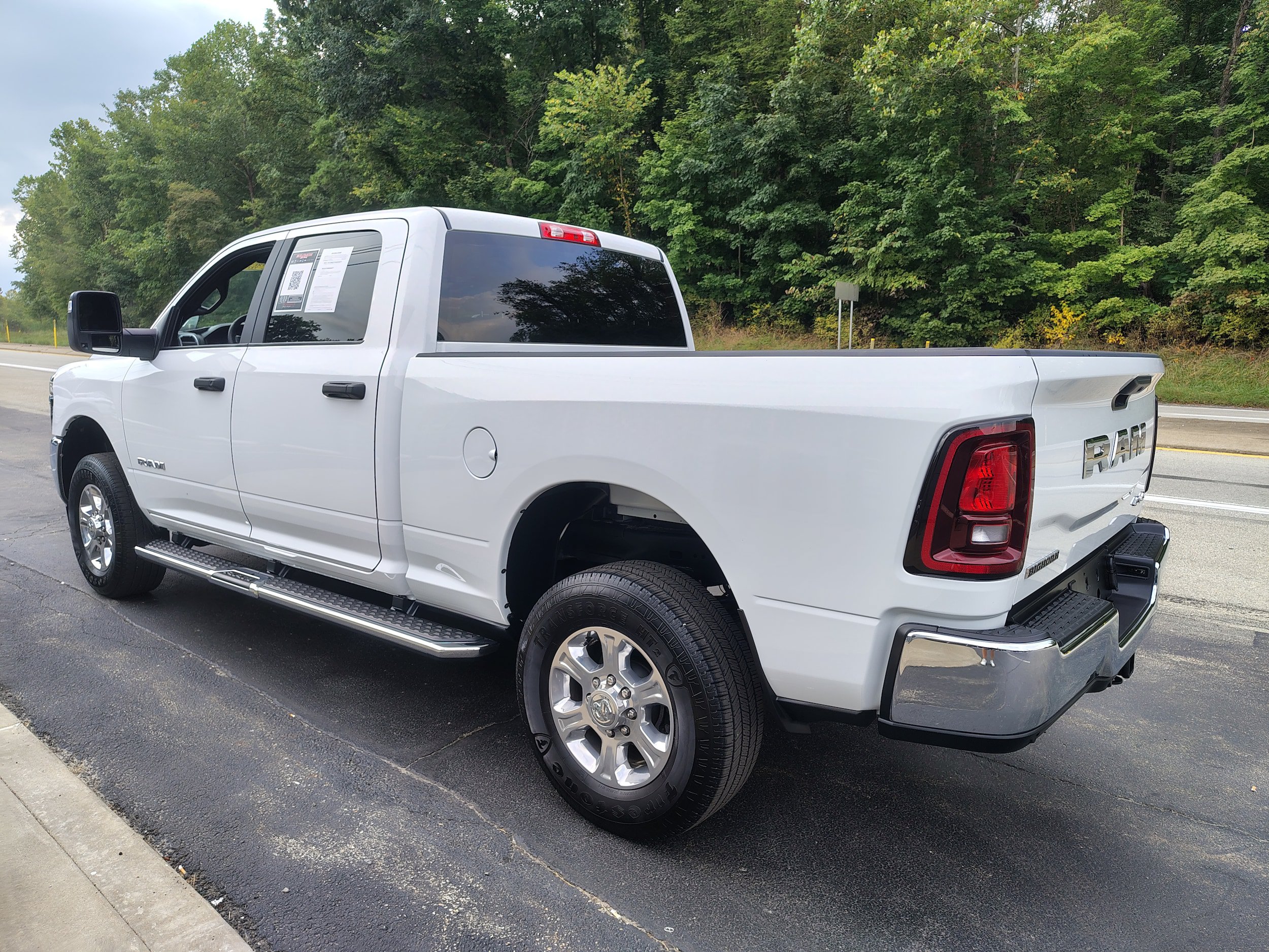 Certified 2025 RAM 2500 Big Horn AWD/4WD image 9
